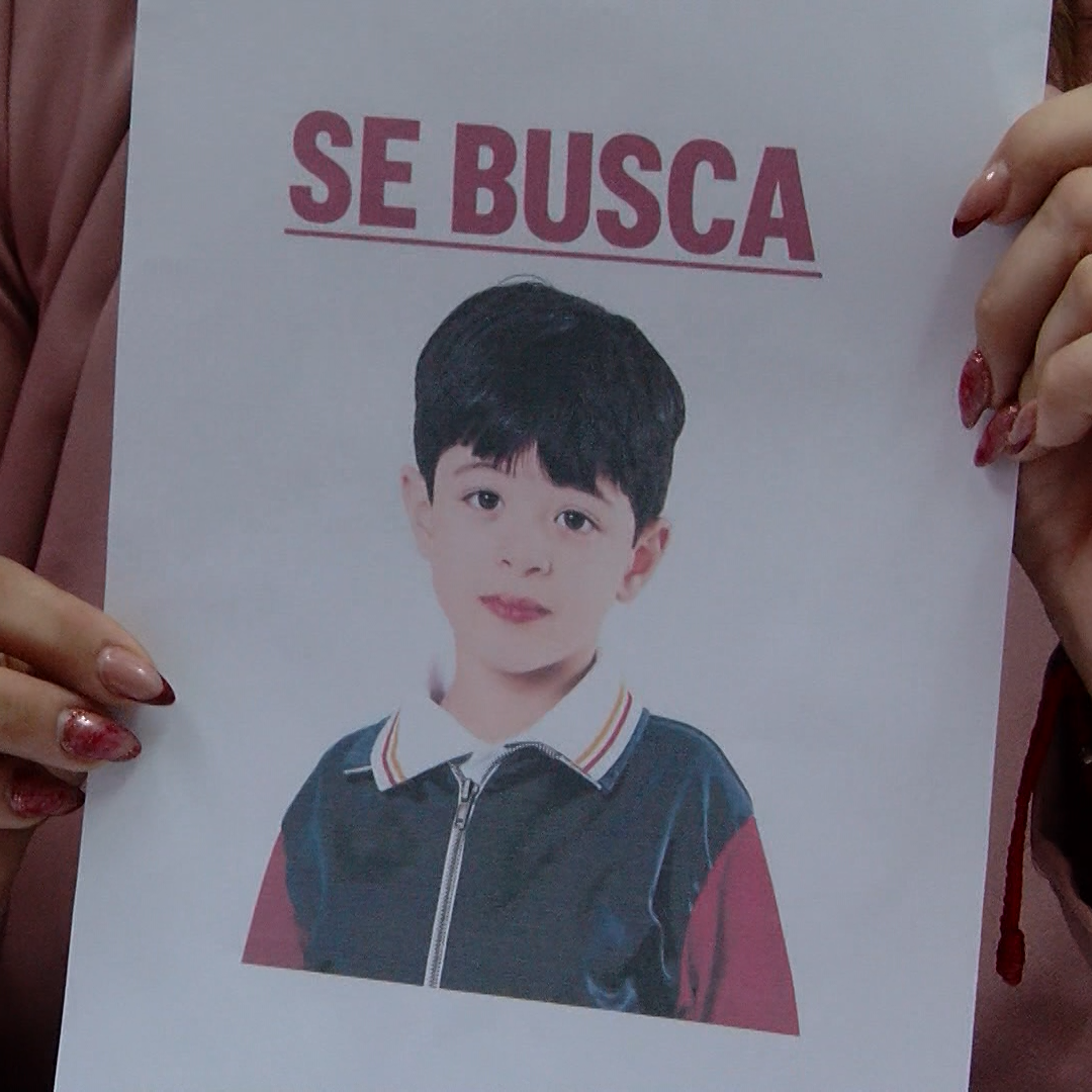 Madre Busca a su Hijo Mohamed Osman, Sustraído Hace Más de 40 Días; Activan Alertas